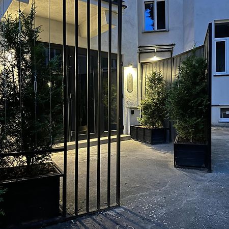 City Garage Apartment - Lwowska 9 바르샤바 외부 사진